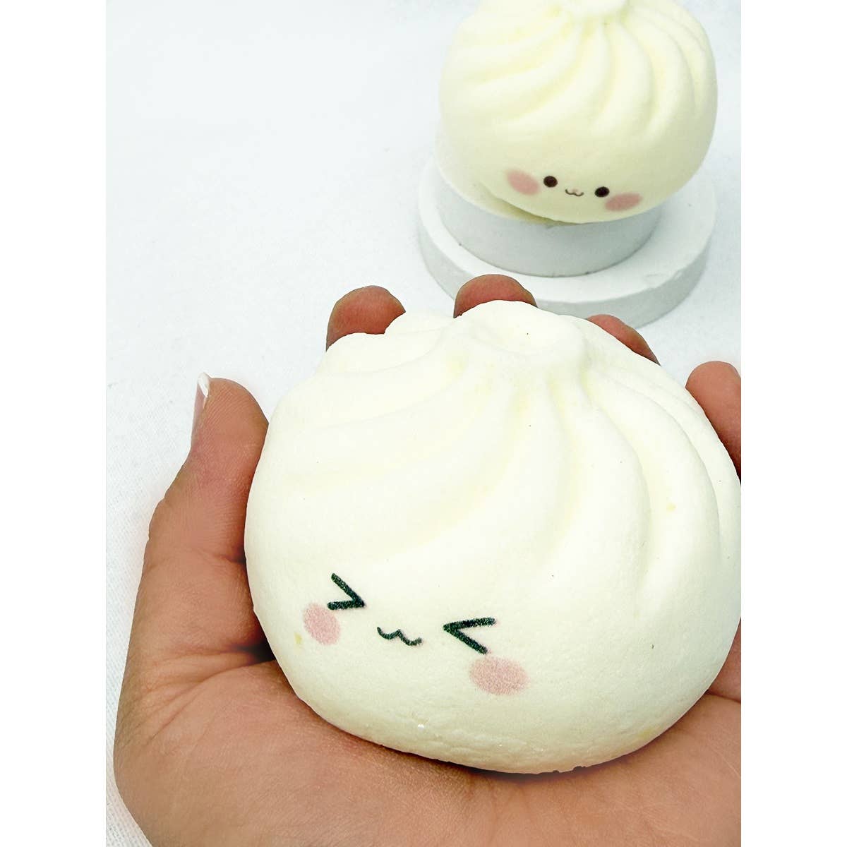Dumpling  Slow Rising Squishy Toy: WHITE