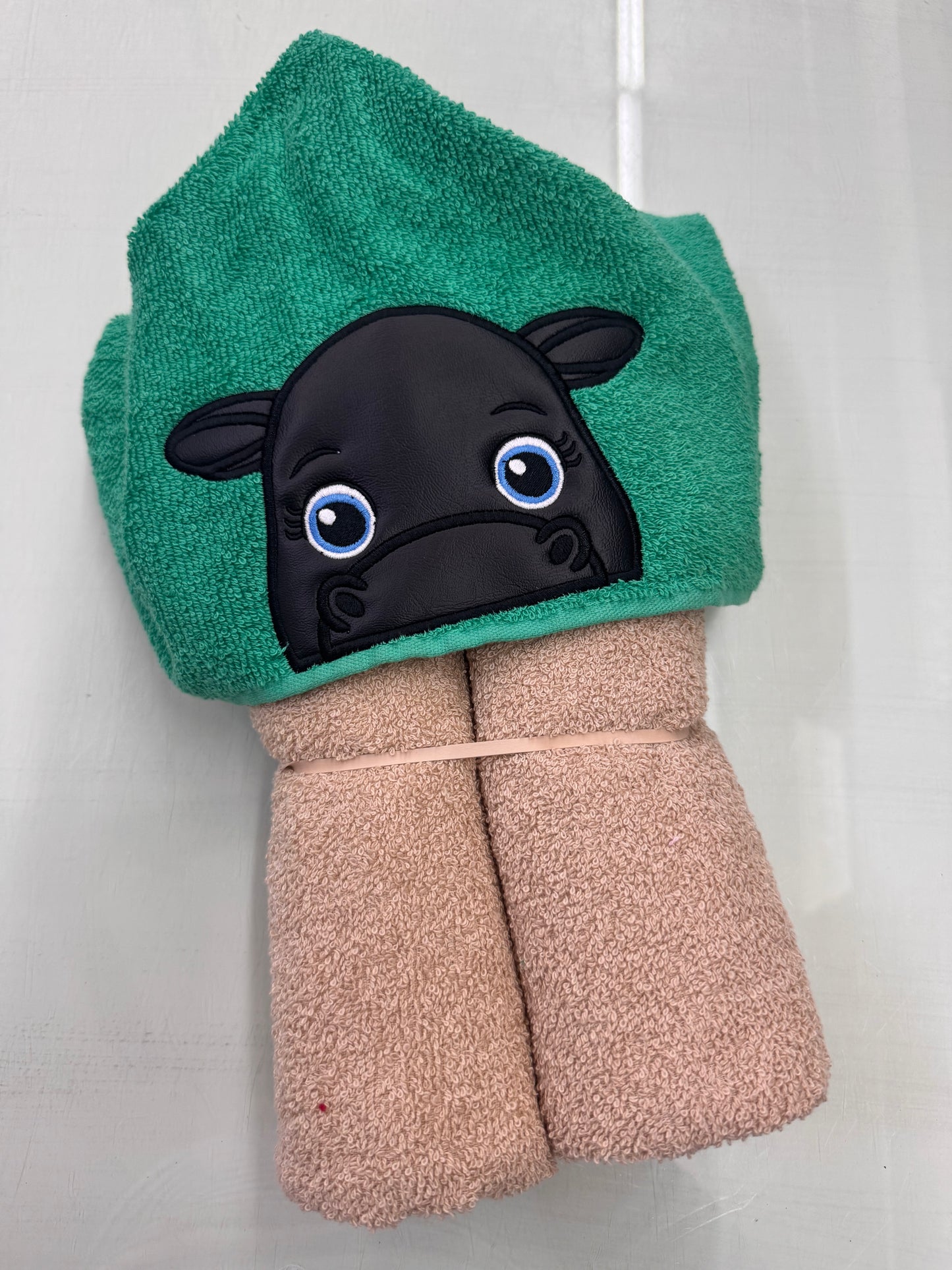 Full Size Hooded Bath Towel – Black Cow – Green and Beige
