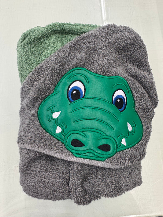 Full Size Hooded Bath Towel – Alligator – Gray and Green