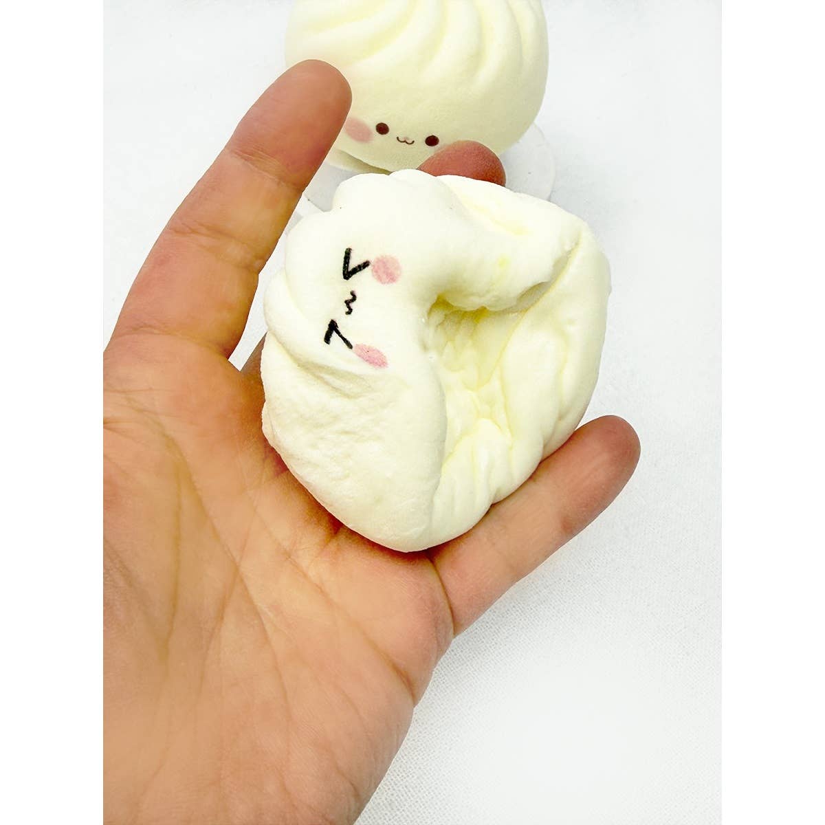 Dumpling  Slow Rising Squishy Toy: WHITE