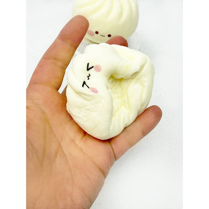 Dumpling  Slow Rising Squishy Toy: WHITE